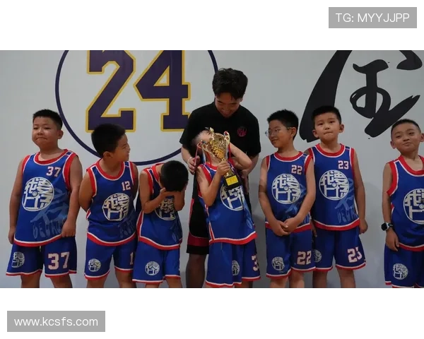 吴娜专访:从青涩球员到篮球女神的成长之路回顾 吴娜专访:从青涩球员到篮球女神的成长之路回顾