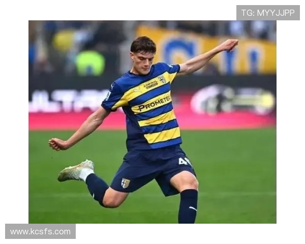 足球明星受伤瞬间大集合见证他们在逆境中的坚韧与勇气