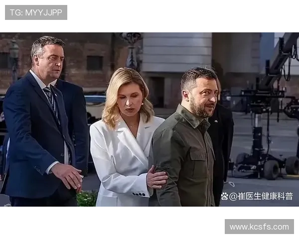 乌克兰足球明星为国捐躯感人视频引发全球关注与哀悼